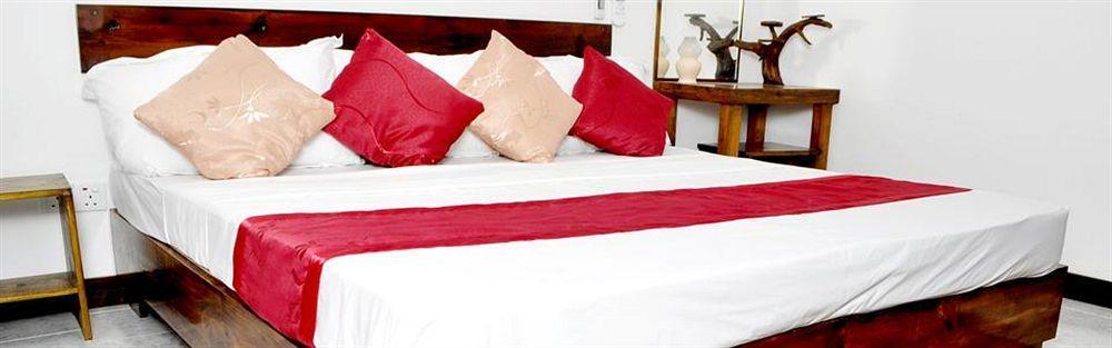 Isle Beach Inn Maldives Bagian luar foto