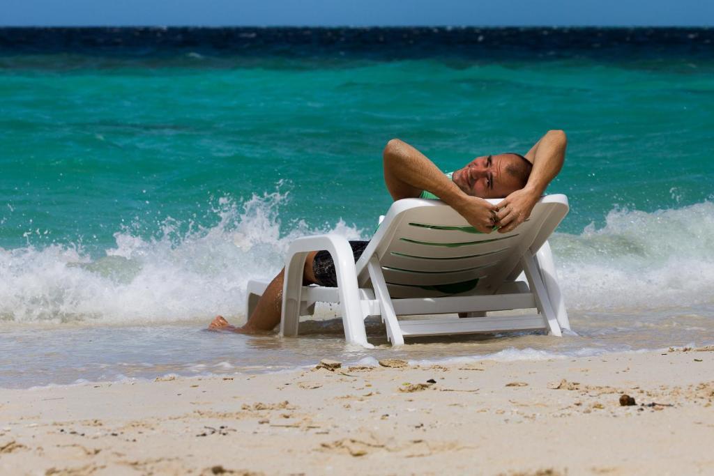 Isle Beach Inn Maldives Bagian luar foto