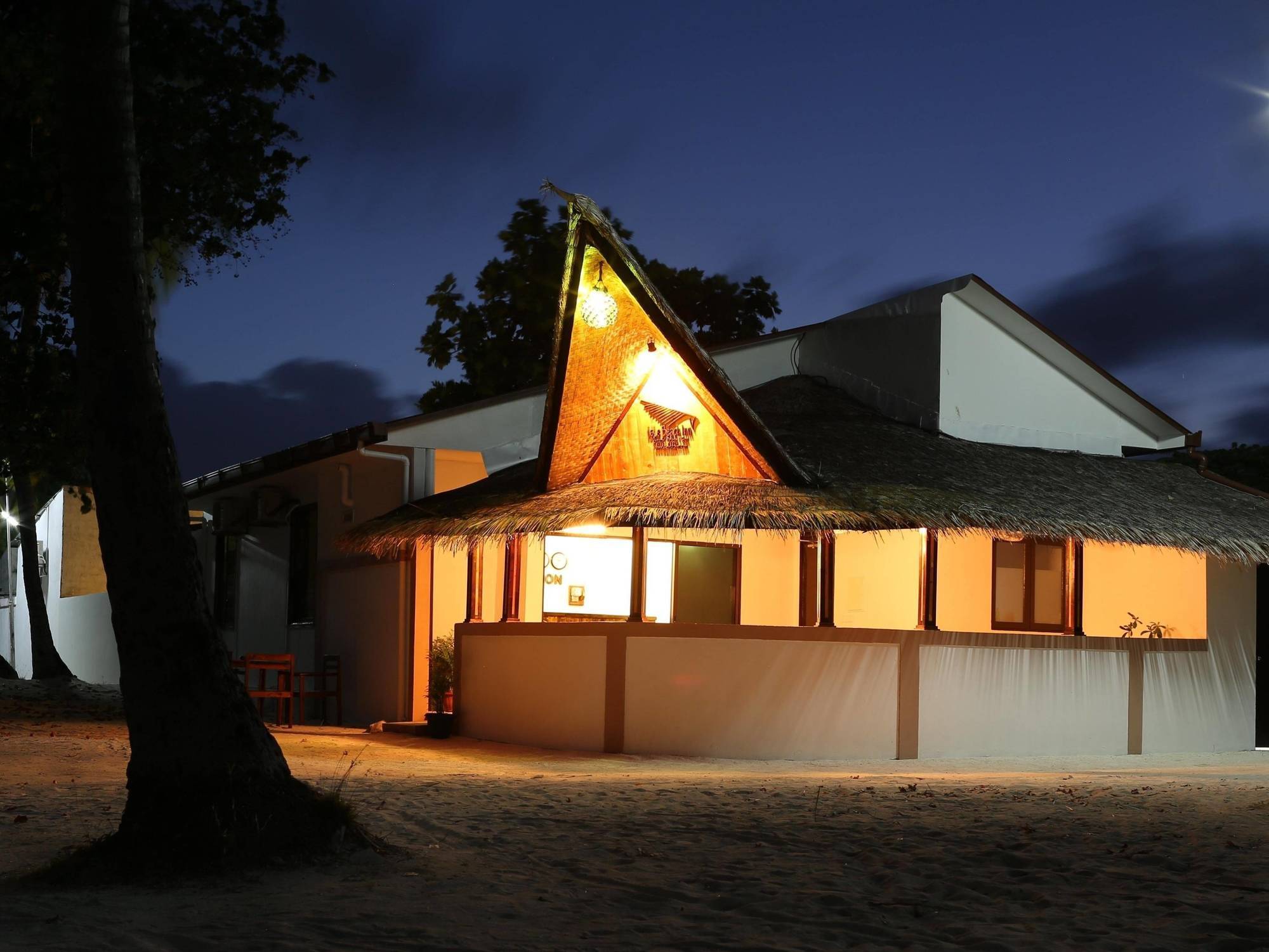 Isle Beach Inn Maldives Bagian luar foto